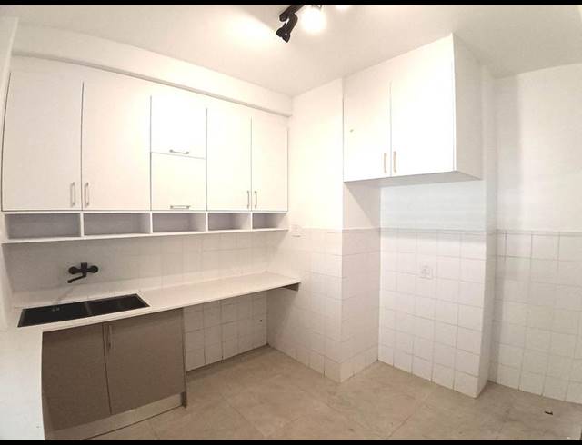 2 BEDROOM PROPERTY TO RENT IN ILLOVO